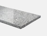 Parapet z kamienia polerowany, granit strzegomski (2).jpg