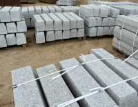 krawężnik kamienny Strzegom 20x25.png