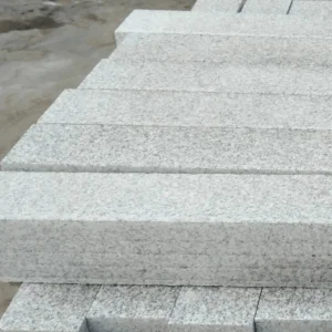 Granit-Palisade geschnitten hellgrau G703 New Bianco Cristal (10 x 10 x 50)
