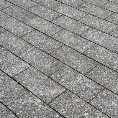 Płyta granitowa ciemnoszara Kośmin 40x20x6  Dunkelgraue Granitplatte Kośmin (2).webp