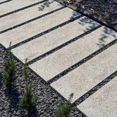 Stopnica granitowa szara Strzegom Graue Granittreppenstufe aus Strzegom (1).webp