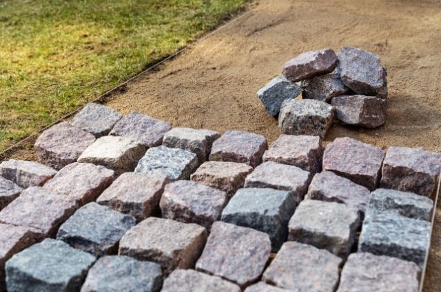 Wie wählt man die Granitgröße je nach Art der Investition aus?